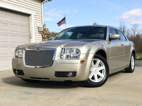2005 Chrysler 300 Touring Signature Series*ONLY 50K* *NO RUST-Like... for sale in Painesville , OH