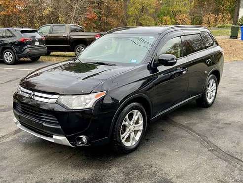 2015 Mitsubishi Outlander - Financing Available! - cars & trucks -... for sale in Londonderry, MA