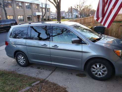 2008 Honda Odyssey EX-L - cars & trucks - by owner - vehicle... for sale in milwaukee, WI