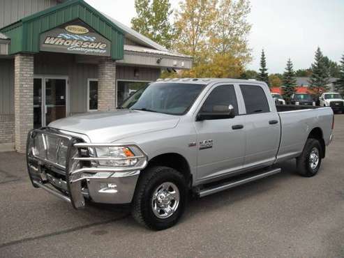 2013 dodge ram 2500 crew cab long box 4x4 V8 4wd for sale in Forest Lake, WI