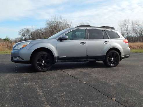 2010 Subaru Outback Limited - cars & trucks - by owner - vehicle... for sale in Grand Rapids, MI