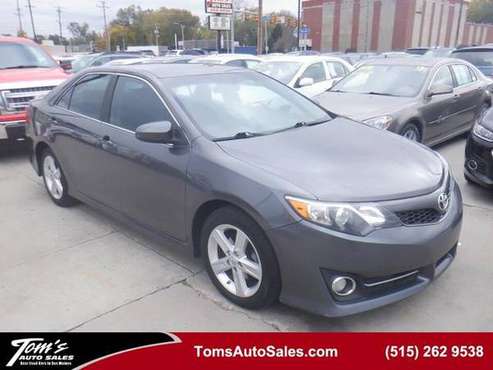 2014 Toyota Camry SE - cars & trucks - by dealer - vehicle... for sale in Des Moines, IA