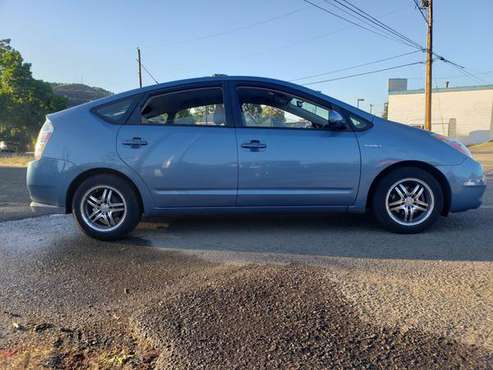 2007 Toyota Prius ((Clean Title, Backup Camera, 2 Owners)) - cars &... for sale in Roseburg, OR