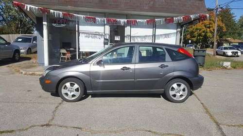 2007 Ford Focus ZX5, Runs Great! Gas Saver! Cold Air! ONLY $3250!!!... for sale in New Albany, KY