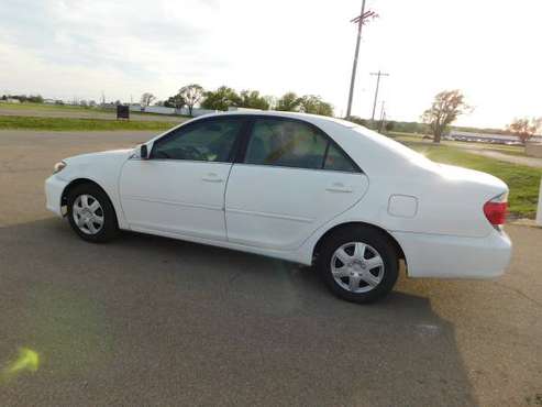 2006 Toyota Camry LE - - by dealer - vehicle for sale in Topeka, KS
