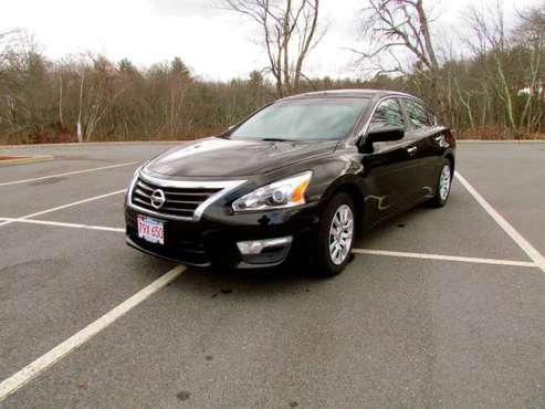 2013 Nissan Altima - cars & trucks - by owner - vehicle automotive... for sale in Worcester, MA
