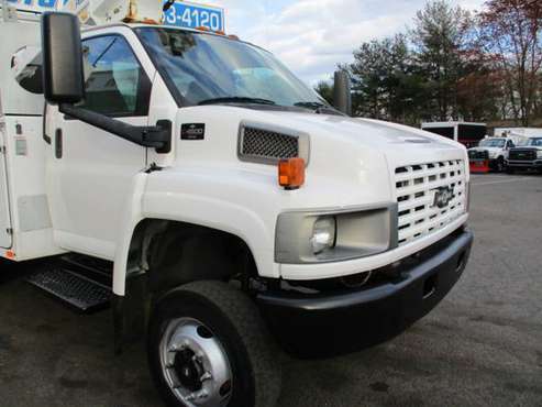 2008 Chevrolet CC4500 SERVICE BODY TRUCK GAS 8 1L ENGINE 4X4 for sale in south amboy, IN