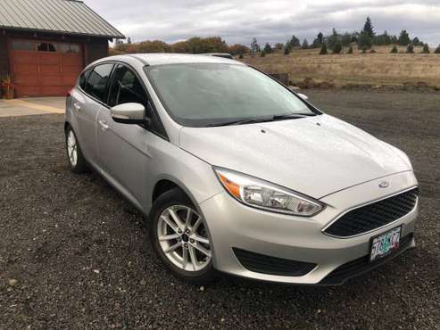 2016 Ford Focus SE Hatchback w/ winter tires included for sale in Dallesport, OR