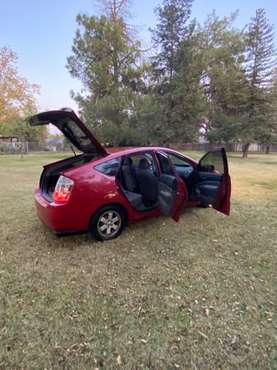 06 TOYOTA PRIUS $2950 - cars & trucks - by owner - vehicle... for sale in Corning, CA