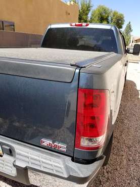 2010 GMC pickup bed cover for sale in Queen Creek, AZ