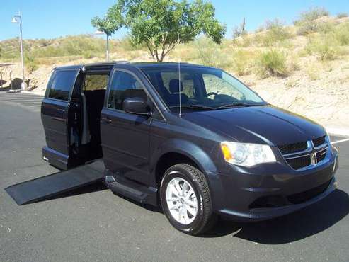 2014 Dodge Grand Caravan SXT Wheelchair Handicap Mobility Van... for sale in Phoenix, AZ