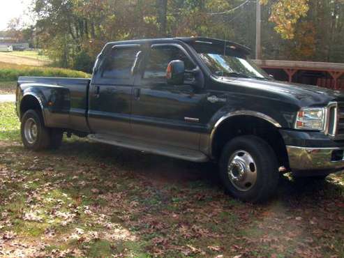 Ford F-350 Dually Low miles 4x4 - cars & trucks - by owner - vehicle... for sale in East Bend, NC, NC