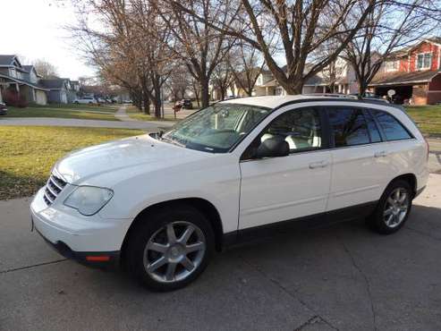 Chrysler Pacifica - cars & trucks - by owner - vehicle automotive sale for sale in URBANDALE, IA