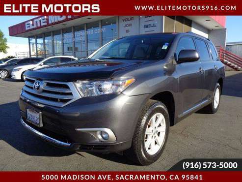 2012 Toyota Highlander SE YOUR JOB IS YOUR CREDIT! for sale in Sacramento , CA