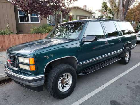 1998 GMC Suburban 1500 SLT 4x4 - cars & trucks - by owner - vehicle... for sale in Burlingame, CA