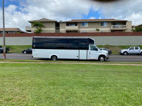 Mercedes Bus for sale in Wheeler Army Airfield, HI