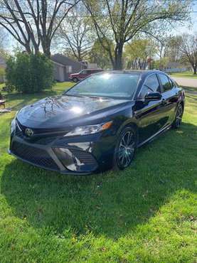 2019 Toyota camry SE for sale in New Philadelphia, OH