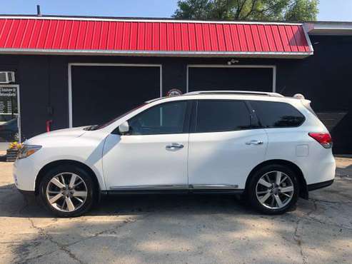 2014 NISSAN PATHFINDER S...THIRD ROW...4X4...104,000 MILES - cars &... for sale in Holly, MI