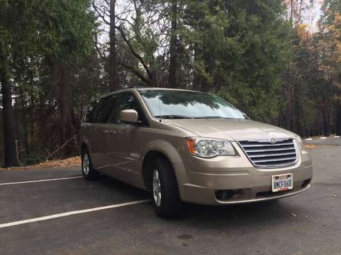 2009 Chrysler Town and Country Low miles! New Tires! - cars & trucks... for sale in Chico, CA