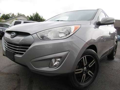 2013 HYUNDAI TUCSON GLS ALL WHEEL DRIVE 4CYLINDER-ALLOY WHEELS BEAUTY for sale in Johnson City, NY