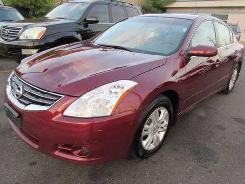 2010 Nissan Altima 4dr Sdn I4 CVT 2.5 S ***Guaranteed Financing!!! for sale in Lynbrook, NY
