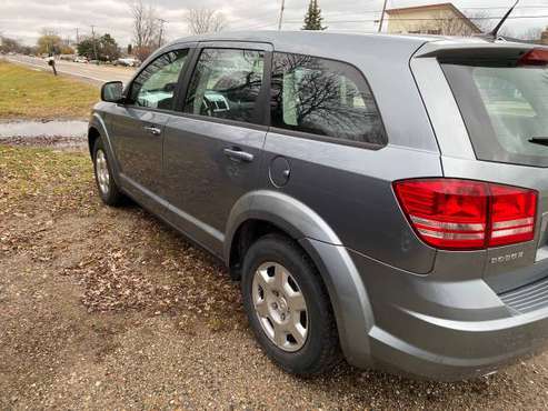 2010 Dodge Journey - cars & trucks - by owner - vehicle automotive... for sale in New Baltimore, MI