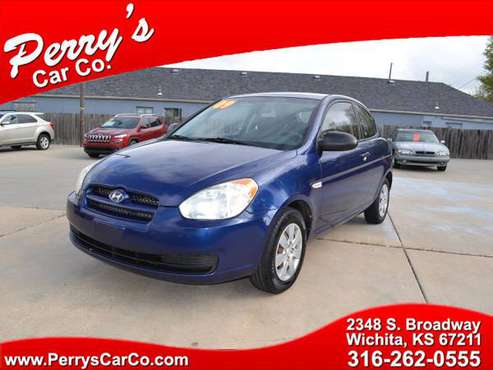 2009 Hyundai Accent GS 3-Door - - by dealer - vehicle for sale in Wichita, KS