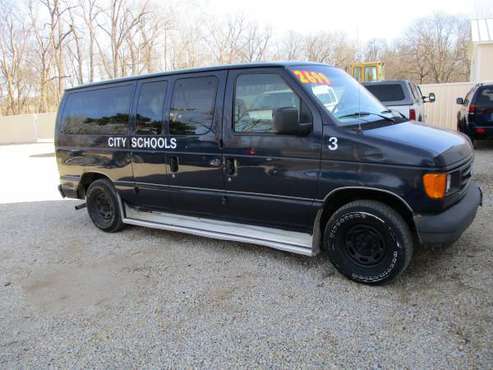 2004 FORD ECONOLINE 150 1 OWNER - cars & trucks - by dealer -... for sale in Ridgeville, IN