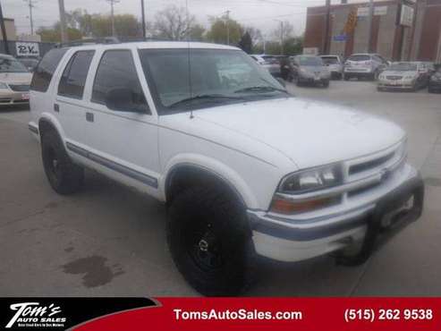 1998 Chevrolet Blazer LT - - by dealer - vehicle for sale in Des Moines, IA