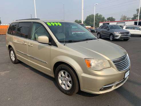 2012 Chrysler Town & Country 4dr Wgn Touring REDUCED - cars & trucks... for sale in Fort Collins, CO