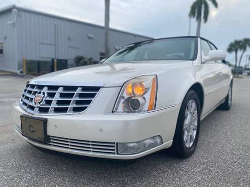 2008 Cadillac DTS 42K !!! - cars & trucks - by owner - vehicle... for sale in Cape Coral, FL