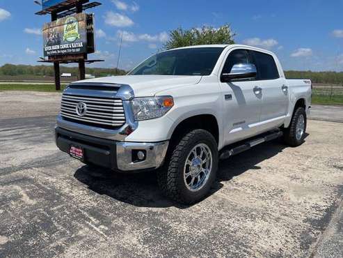 2017 TOYOTA TUNDRA - - by dealer - vehicle automotive for sale in Wever, IA