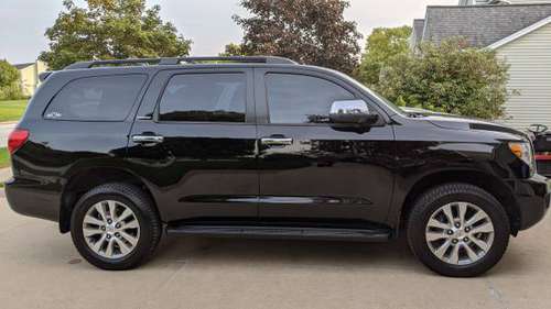 2015 Toyota Sequoia Limited 4WD - EXCELLENT CONDITION w/many... for sale in Oak Creek, WI