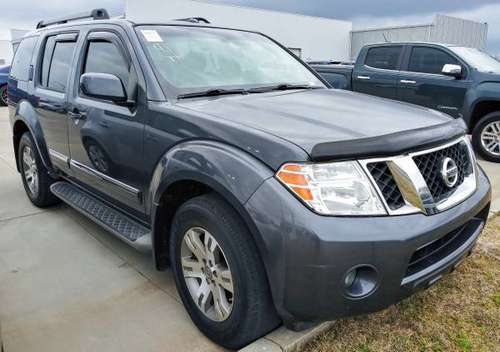 2012 NISSAN PATHFINDER V6 Silver Edition GREAT FEATURES ! POWERFUL ! for sale in Ardmore, OK
