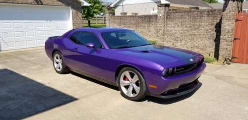 2010 challnger srt - cars & trucks - by owner - vehicle automotive... for sale in Clarksville, TN