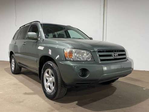 2006 Toyota Highlander AWD ! Clean Title ! - - by for sale in Hasbrouck Heights, NJ