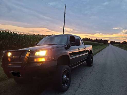 2004 Chevrolet Silverado 2500 - cars & trucks - by owner - vehicle... for sale in Neenah, WI