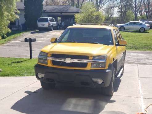 2003 Chevy Avalanche Z71 4x4 Truck for sale in Waterford, MI