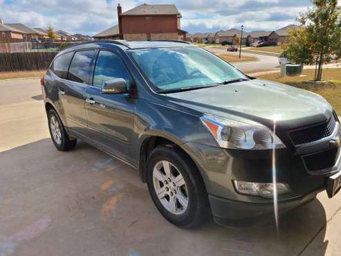 2011 Chevy Traverse - cars & trucks - by owner - vehicle automotive... for sale in Killeen, TX