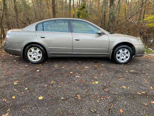 2005 NISSAN ALTIMA 2.5 S 94K - cars & trucks - by owner - vehicle... for sale in Taunton , MA