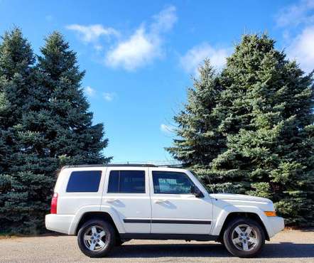 2008 Jeep Commander Sport 4x4 - cars & trucks - by dealer - vehicle... for sale in Holland , MI