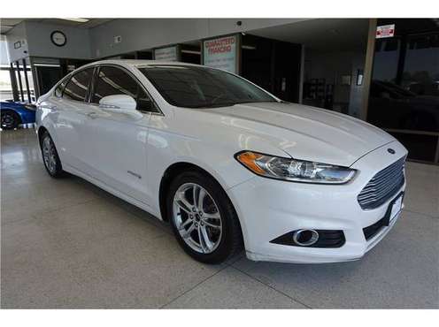 2015 Ford Fusion Titanium Hybrid Sedan 4D WE CAN BEAT ANY RATE IN for sale in Sacramento , CA