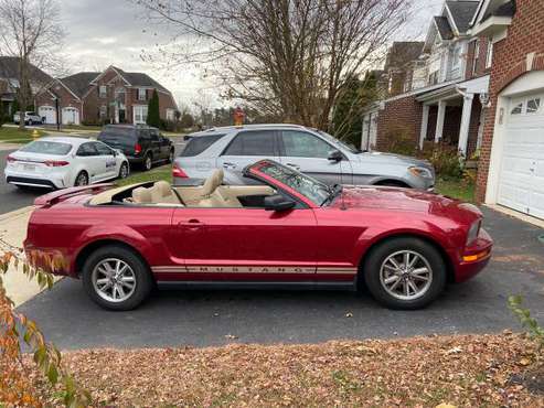 Ford Mustang convertible - cars & trucks - by owner - vehicle... for sale in Fairfax, District Of Columbia