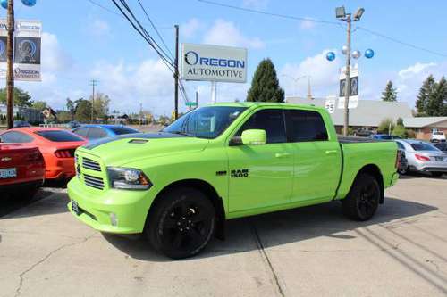 2017 Ram 1500 CREW CAB 4x4 4WD Dodge SPORT 5 1|2 FT Truck - cars &... for sale in Hillsboro, OR