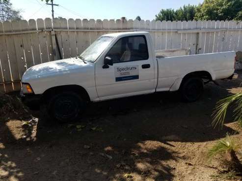 1991 Toyota Pickup for sale in Bakersfield, CA