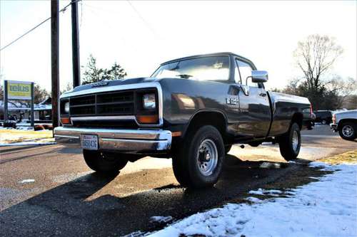 **RUST FREE**OUT OF STATE**1988 DODGE RAM 150 4X4**ONLY 44,000... for sale in Lakeland, MN