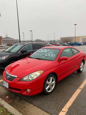 2004 Toyota Solara SLE - cars & trucks - by owner - vehicle... for sale in Monroe, OH