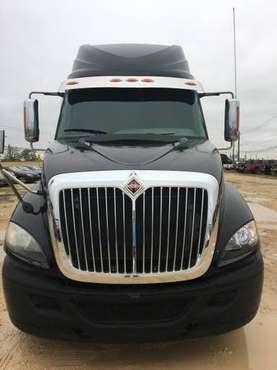 2012 International Prostar Eagle semi trucks sleeper cabs camiones for sale in Addison, TX