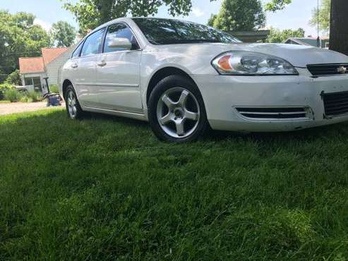 2006 chevy impala LT for sale in Bloomington, IN