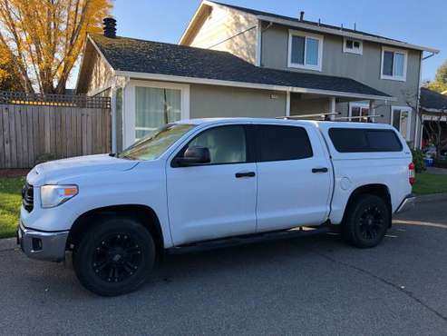 Perfect 2017 Toyota Tundra - cars & trucks - by owner - vehicle... for sale in Santa Rosa, CA